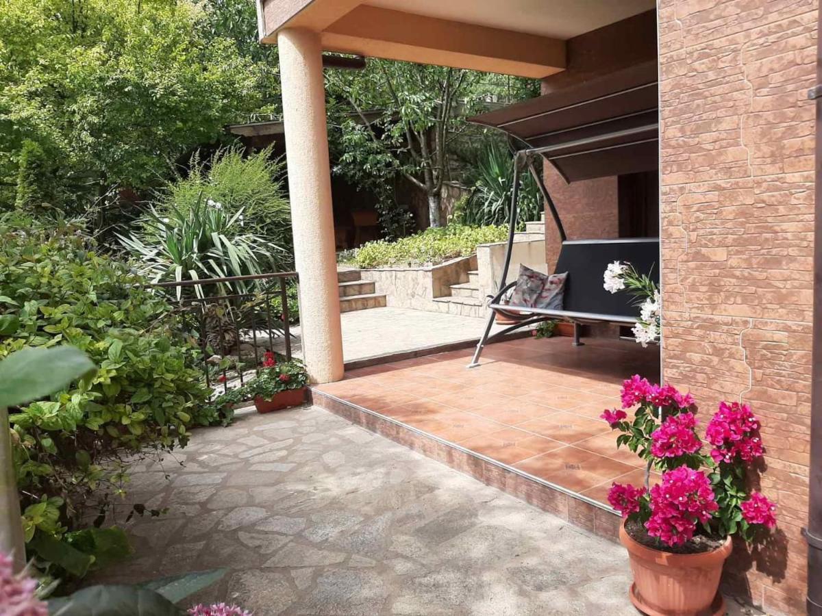 Villa Prolet General-Kantardzhievo 외부 사진