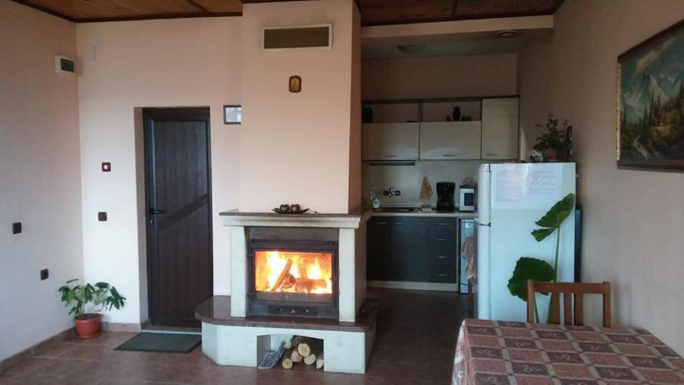 Villa Prolet General-Kantardzhievo 외부 사진